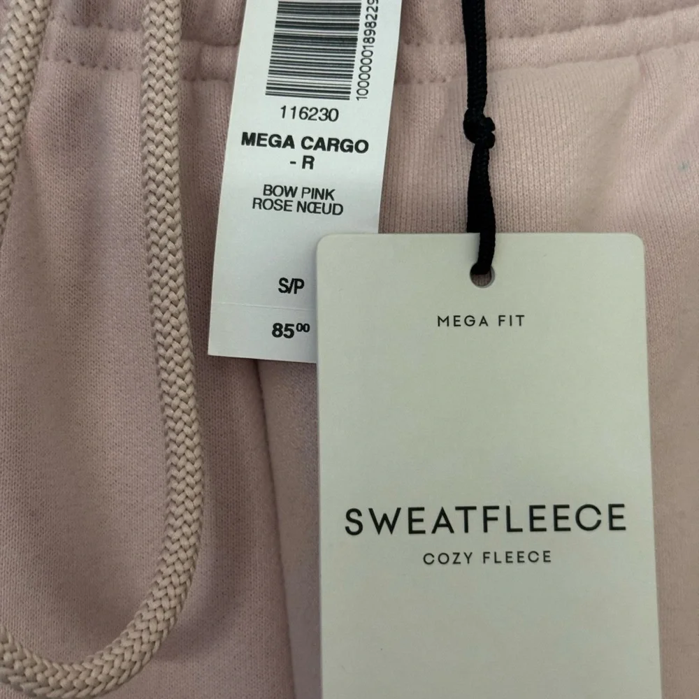 Aritzia Blush Sweatfleece Cargo Sweatpants Color Bow Pink Rose. Size Sm - Picture 4 of 4